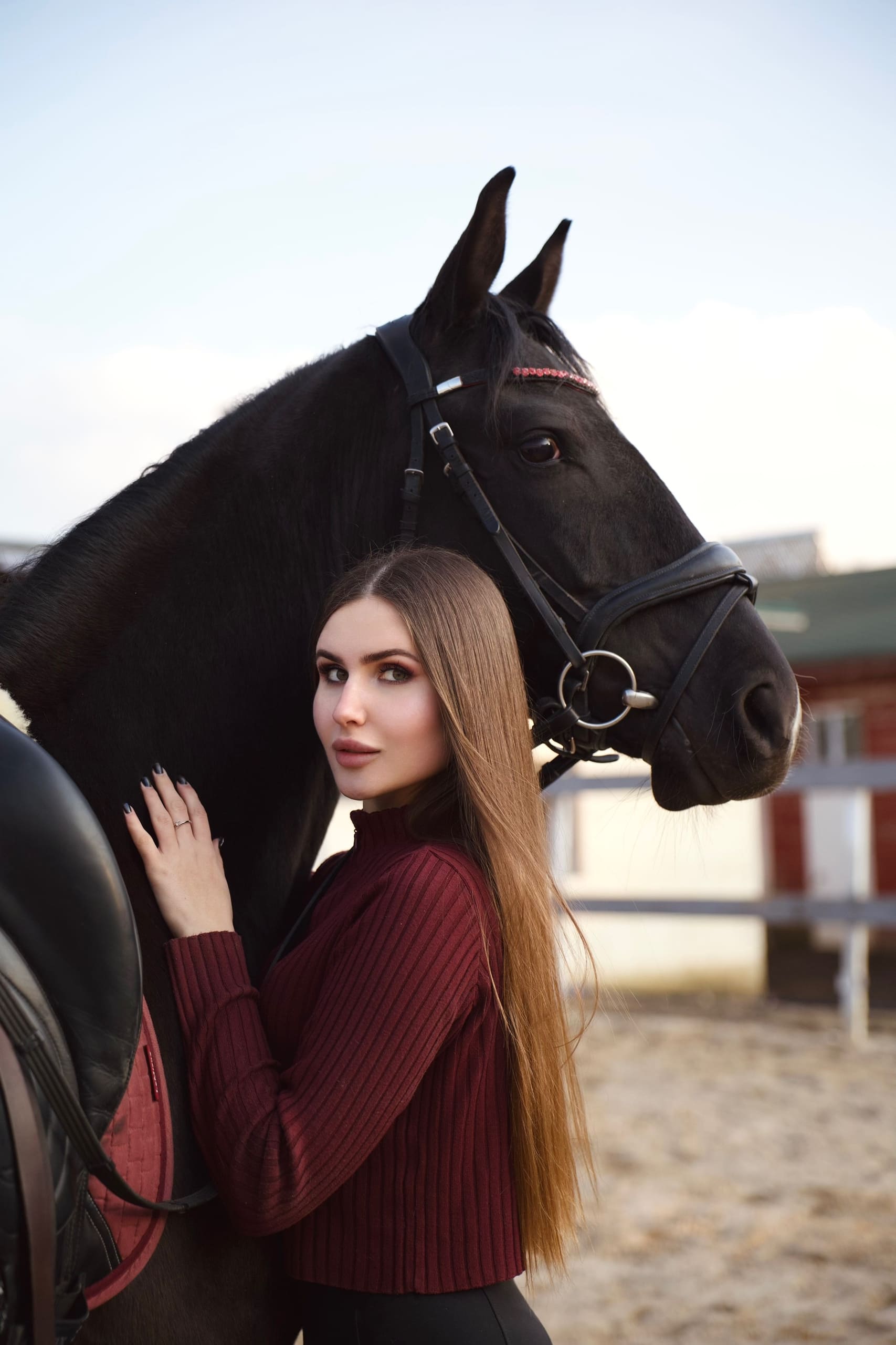 ZIZIT artist with her horse